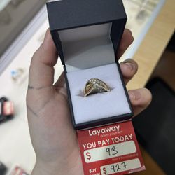 14k Gold Diamond Ring 