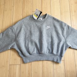 Nike Sweater New