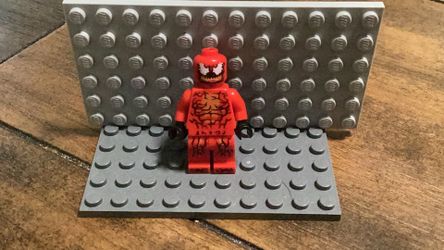 Lego carnage minifigure