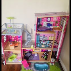 $30 Barbie Doll House 