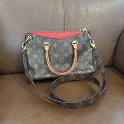 Louis Vuitton Pallas BB Monogram Cherry – Authentic Crossbody Bag 