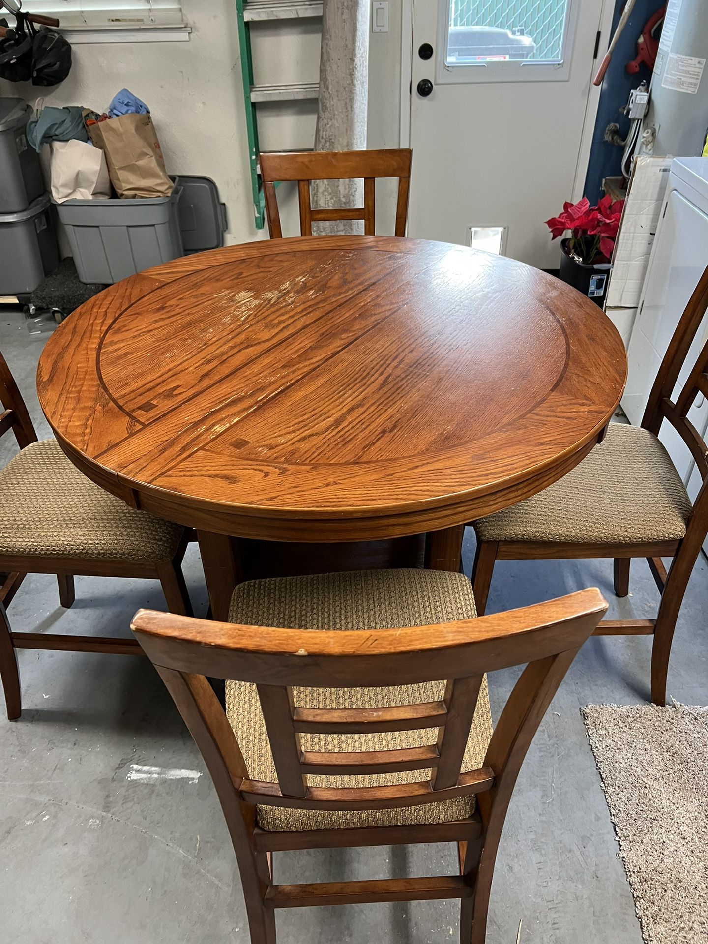 Dining Room Table & Chairs OBO
