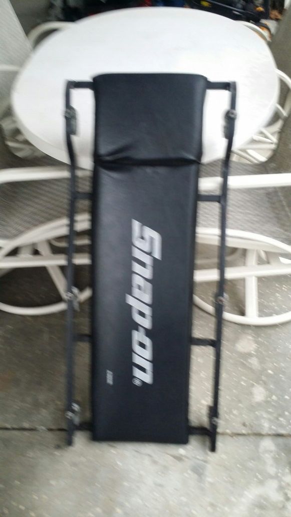 Snap-on - Creeper, Standard, Black - JCW60BL as you can see it has a set of wheels I also have a brand new set