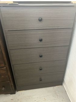 5 Drawers dresser available in different colors
