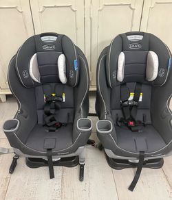 Car seats Graco