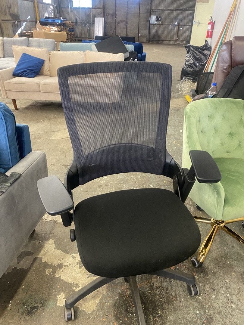 New Mesh Back Office Chair