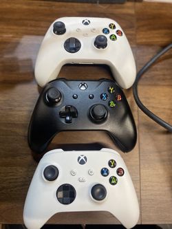 Xbox One Controllers 