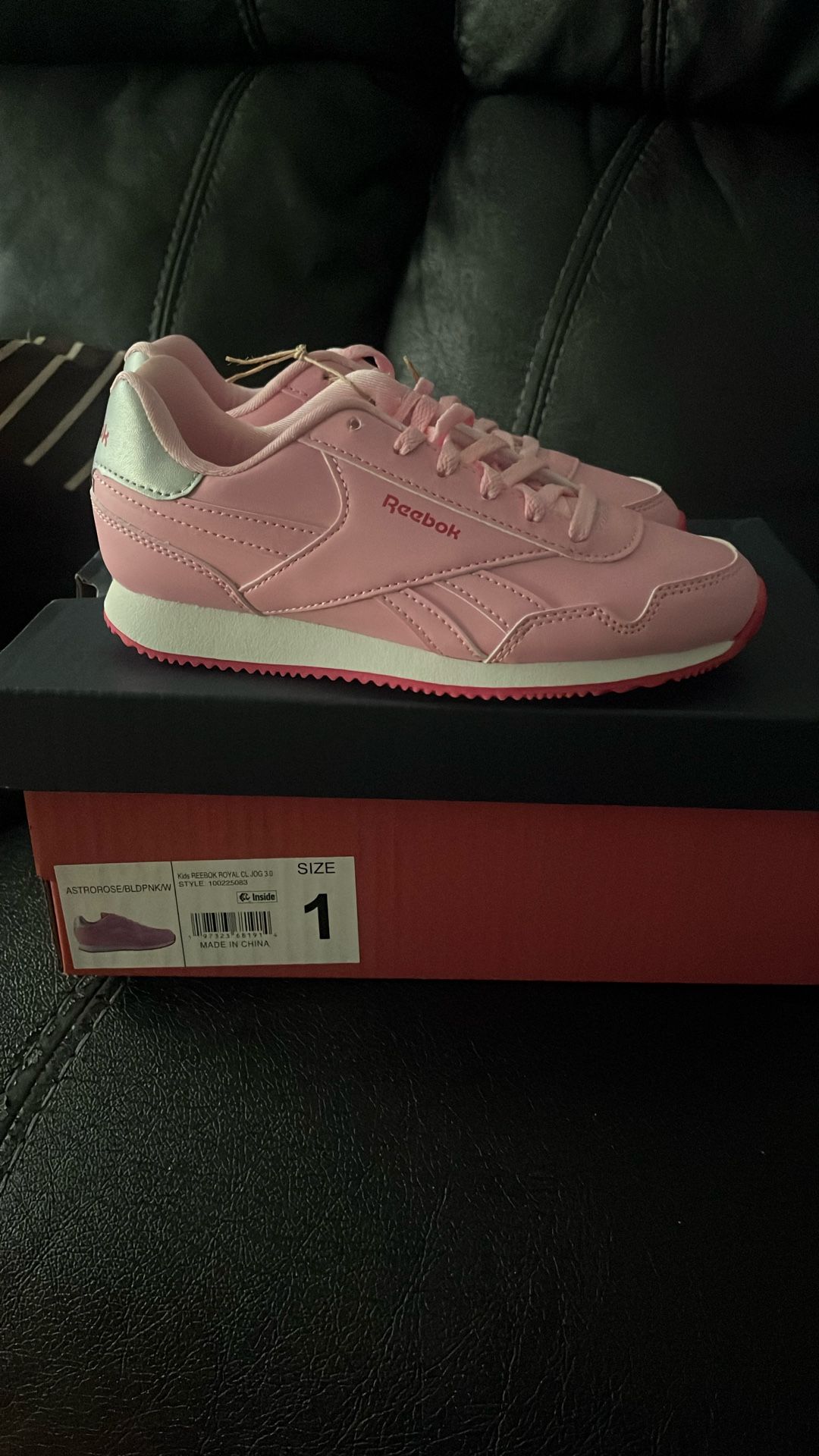 Reebok Size 1 For Girls
