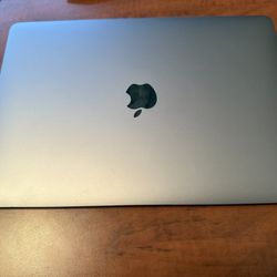 MacBook Air M1 256gb With Apple Care Plus 