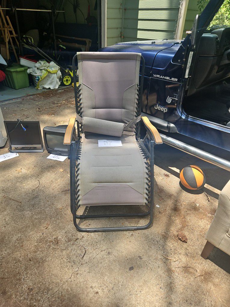 Outdoor Antigravity Chair