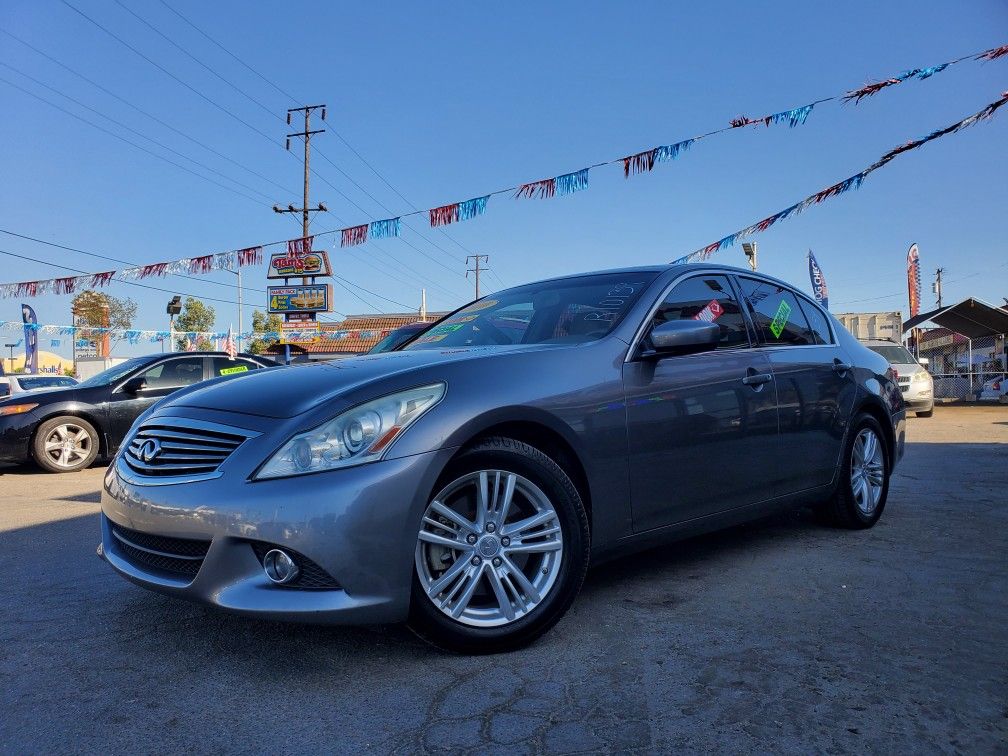2010 Infiniti G37