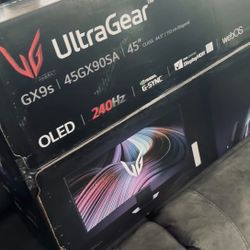 “LG UltraGear Curved 45” OLED 240Hz – New, Box Included”