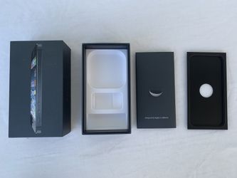 Apple iPhone 5 black, 64gb box, box only