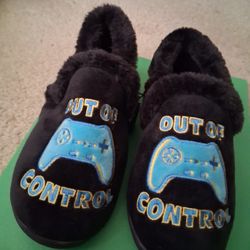Wonder Nation "Out of Control" faux fur kids slippers 