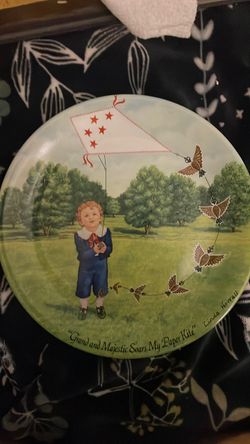 "The Kite" Decorative Plate