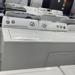 Whirlpool Washer And Dryer Set. 1 Year Warranty 