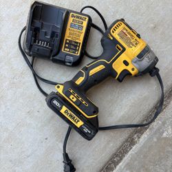 Dewalt XR Brushless Drill 20 Volts
