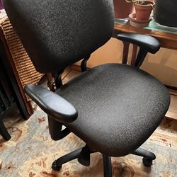 Haworth Ergonomic Home/Office Chair w/6 Adjustable Features (Like New!) -5 Available