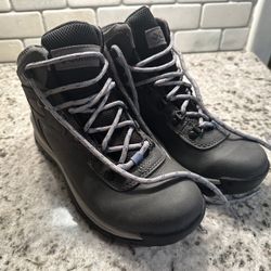 Columbia Newton Ridge Plus Boots