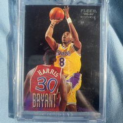 Kobe Bryant 96-97 Fleer  #203 Rookie Card 