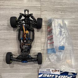 Team Associate B5m With 2 New Bodies 