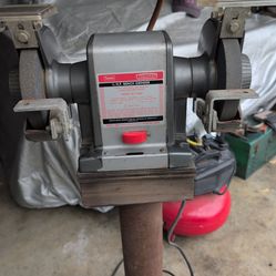 Bench grinder