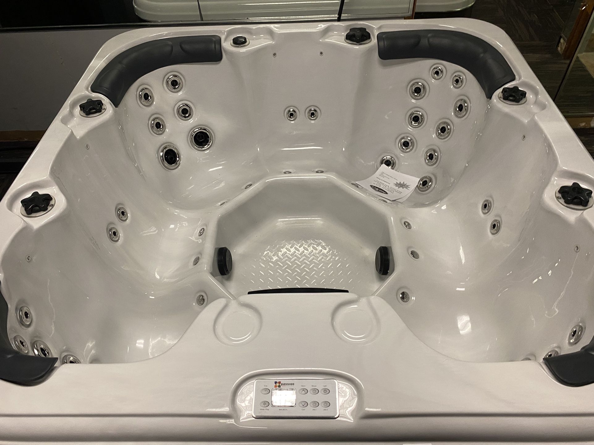 Passion Rewind Hot Tub