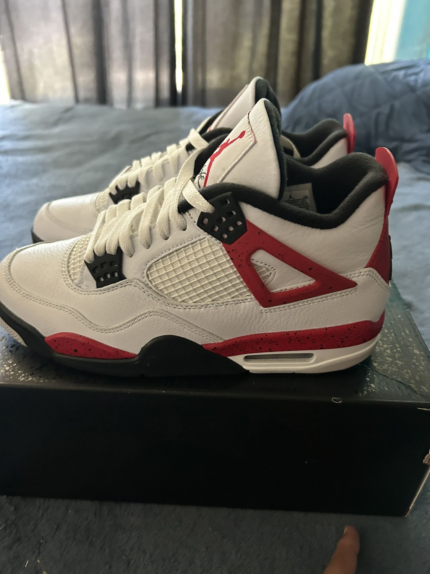 Air Jordan 4 Retro 