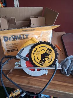 DeWalt DWE575 7-1/4" Circular Saw