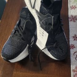 Adidas Ultra BOOST 19     7 Woman