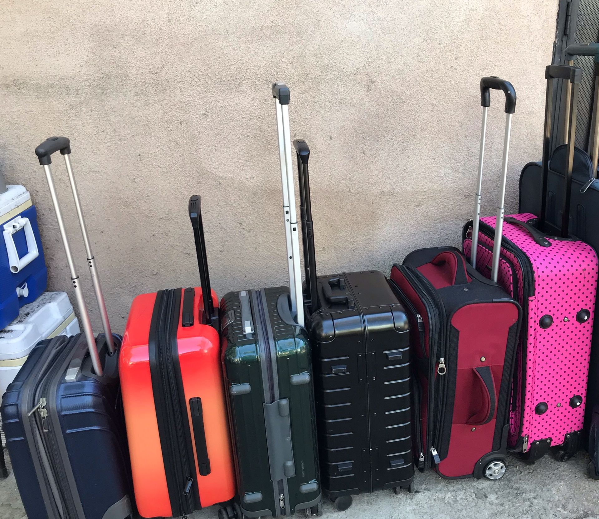 Equípame Para Viajar Todos Las Mordidas Usadas Limpias Funcionan Biem Tengo 5 Disponibles Precio Varía Por Maleta O Mejor Oferta