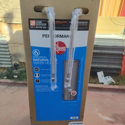 New 40 Gallon Water Heater, With Hose Included
