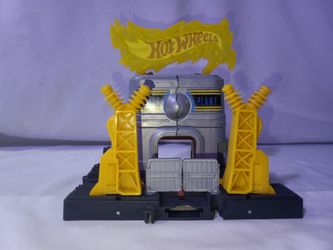 Hot Wheels City Downtown Power Plant Blast(FMY98)