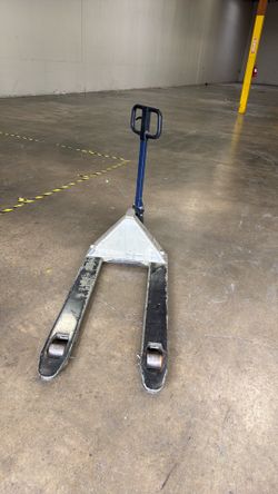 Pallet jack