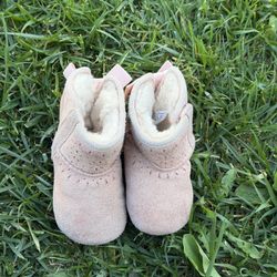 Pink Uggs For Infants 