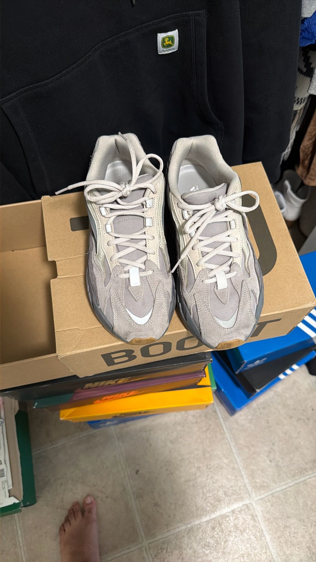 Yeezy 700