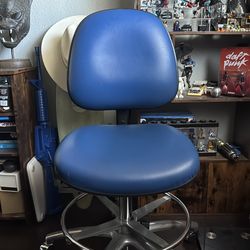 GIBO/KODAMA vinyl shop chair