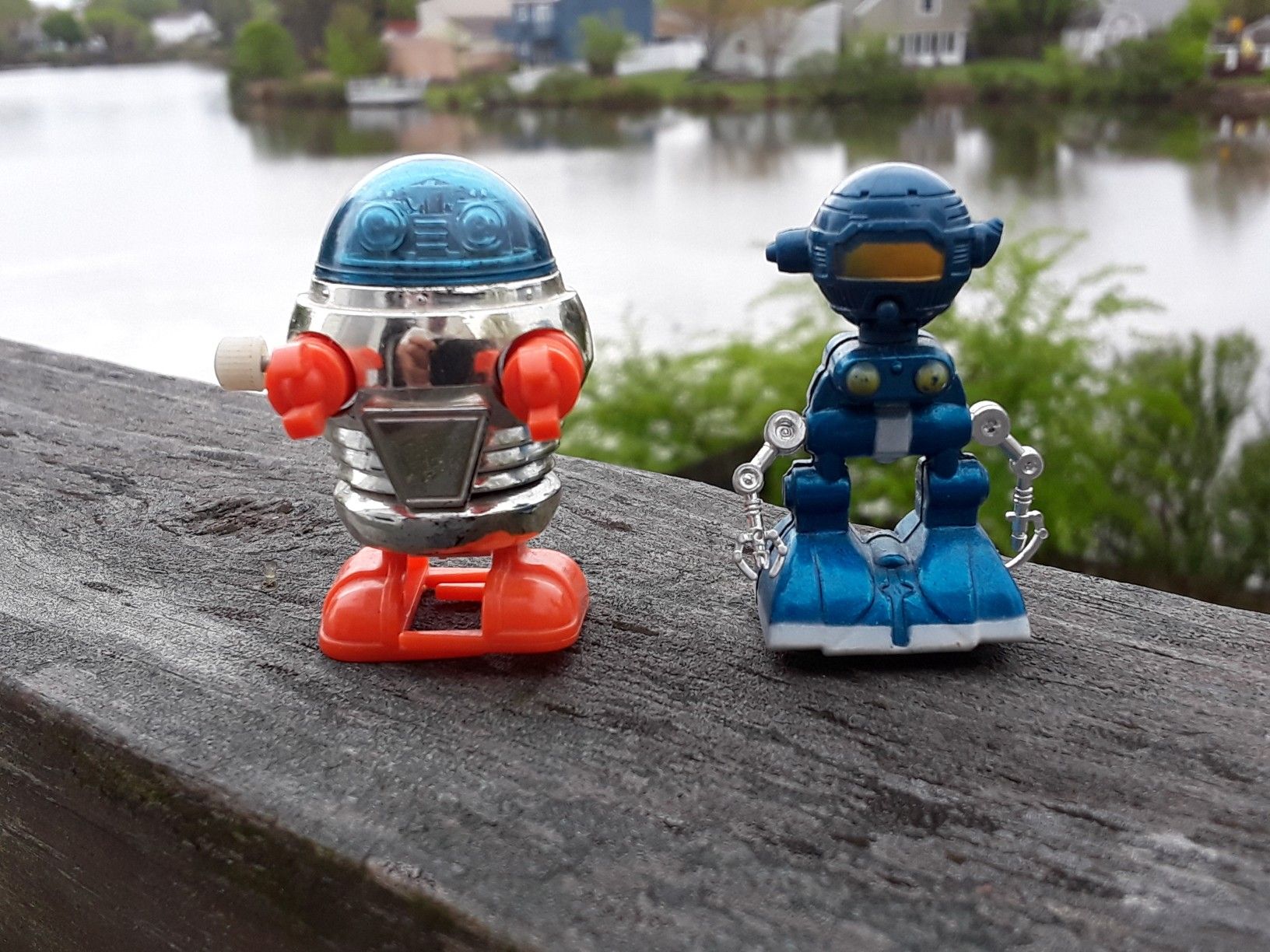 1977 Tomy Windup Robot & friend