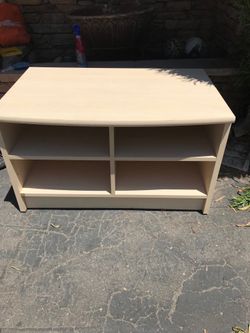 Media center tv stand