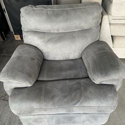 Power reclining chair good condition