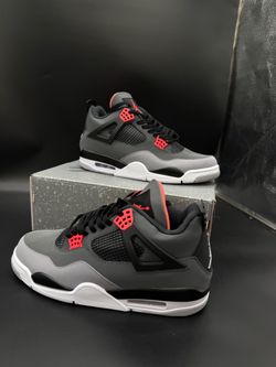 Jordan 4’s infrared men’s size 9-12