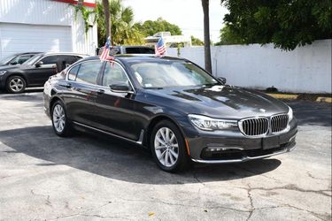 2018 BMW 740i