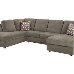Stunning New Chaise Couch With Pillows 