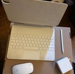 Apple Accessories Bundle – Magic Keyboard, Apple Pencil, Magic Mouse & Charger