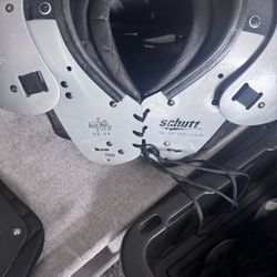 100 Bucks Make Me A Offer 