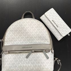 Michale Kors Bag With Wallet