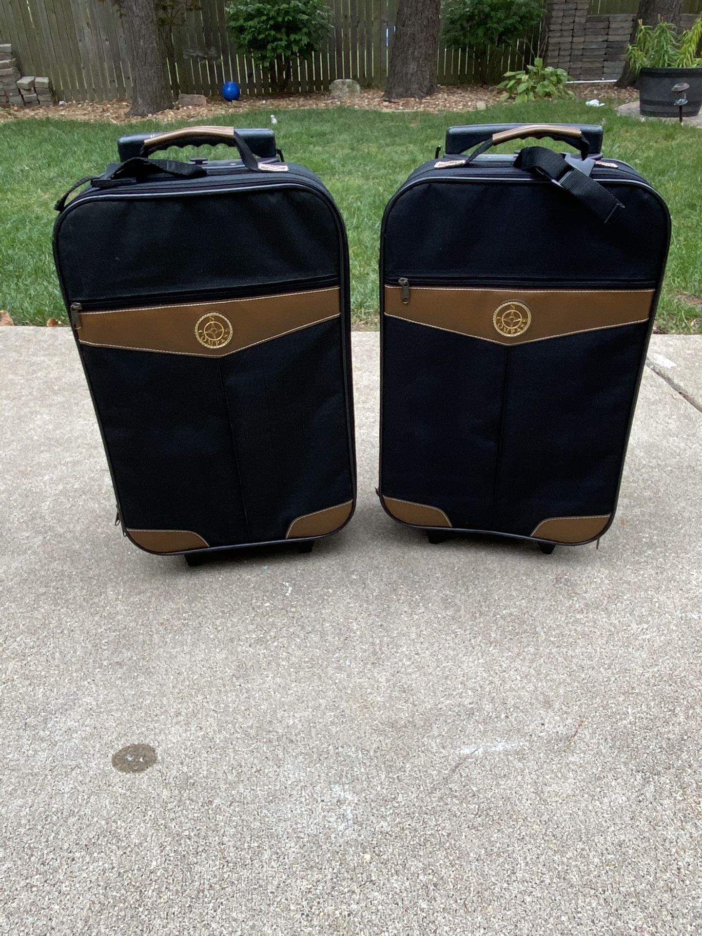 Suitcases 🧳