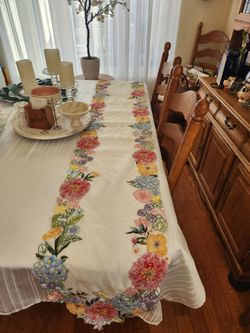 Table Runner