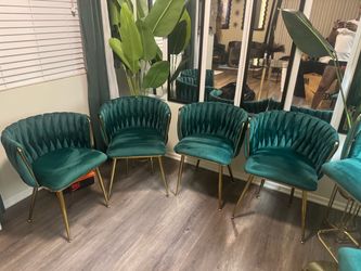 Set of 4 Luxury Emerald Green Velvet Dining Chairs – Excellent Condition!