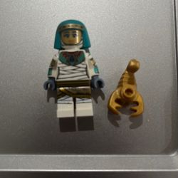lego Egyptian Mummy  Woman